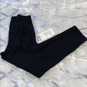 Lululemon Essential HR Trouser